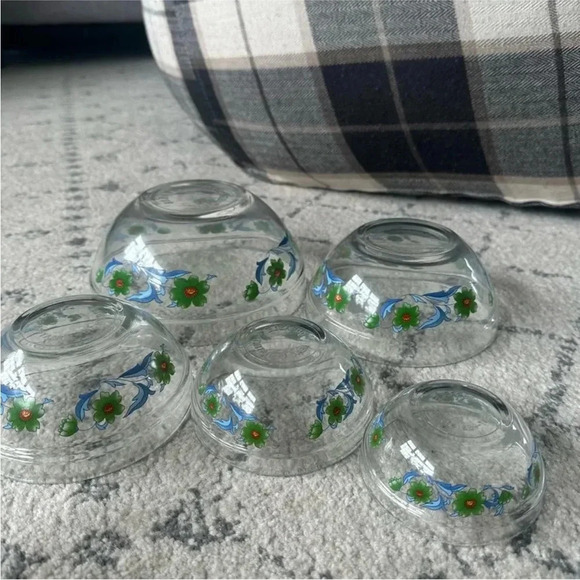 Set of 5  Vintage Imperial Glass Heat Resistant Decorative Bowl Set - Picture 1 of 4